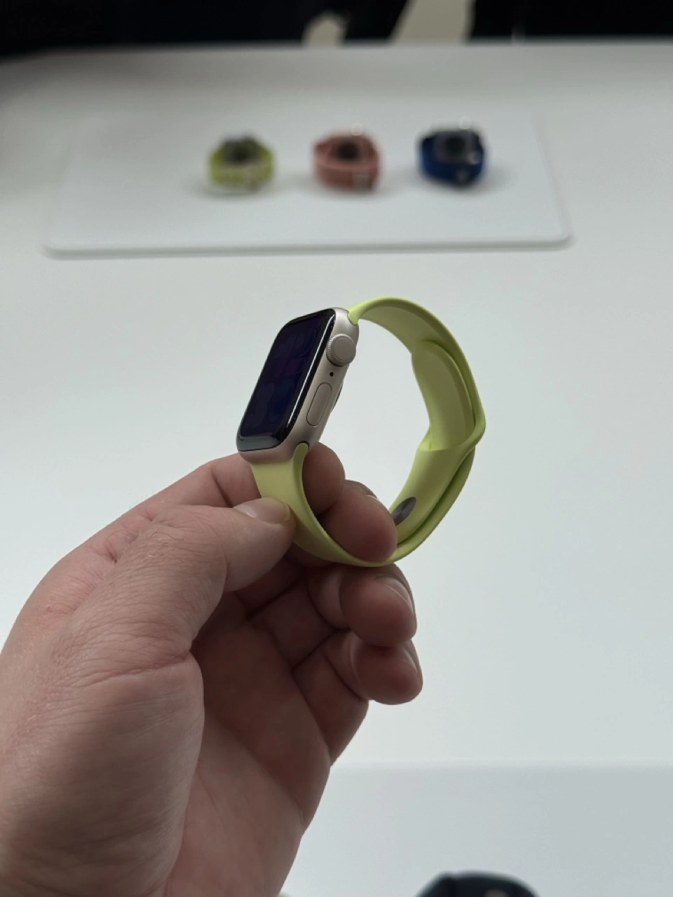 https://cdn-sw.spidersweb.pl/2025/09/apple-watch-se-3-2025-opinia.jpeg