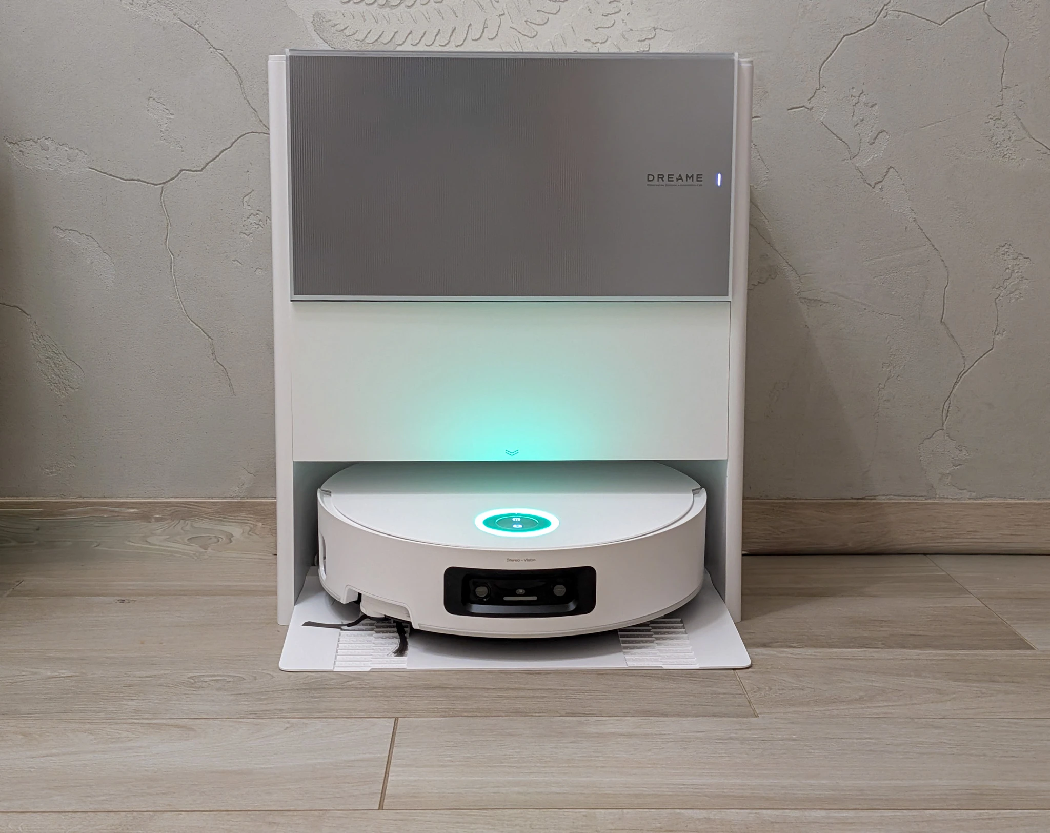 Dreame wytarło podłogę. Aqua10 Ultra Roller to robot ostateczny