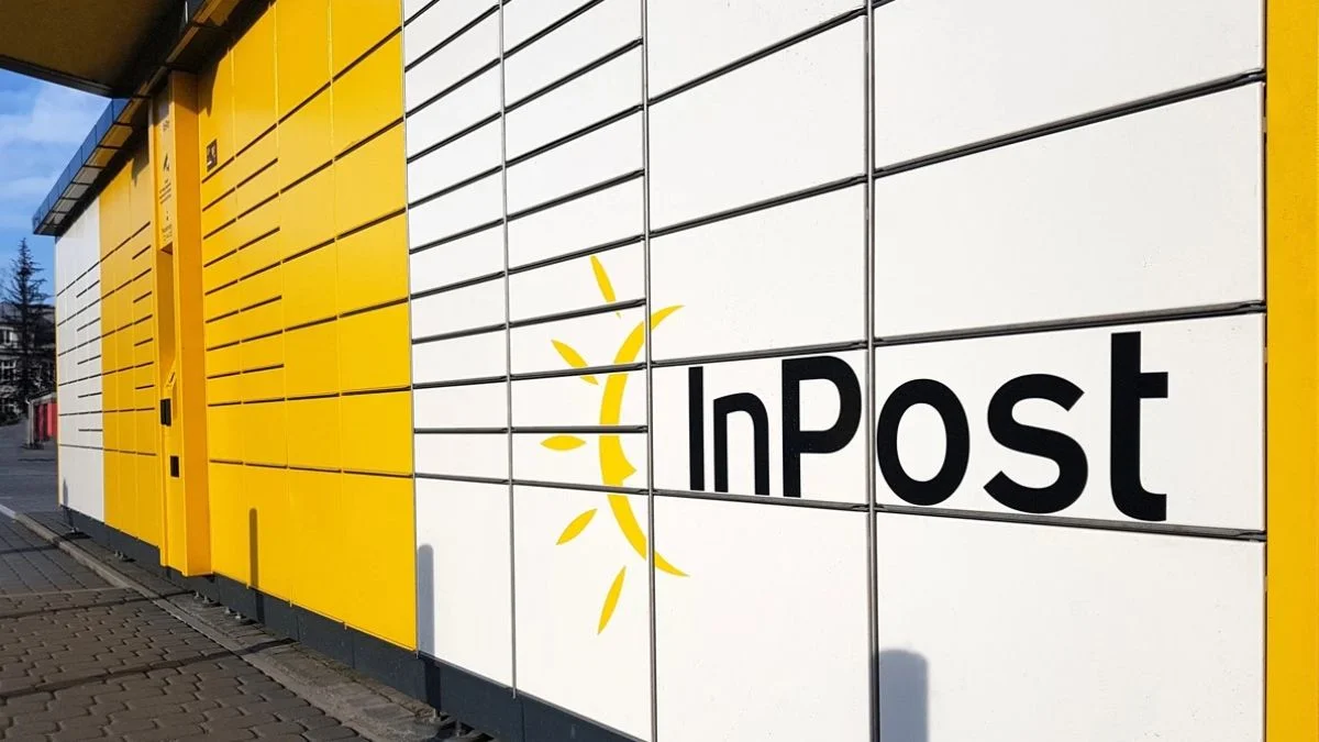 InPost stawia na paczkomaty zasilane bateryjnie
