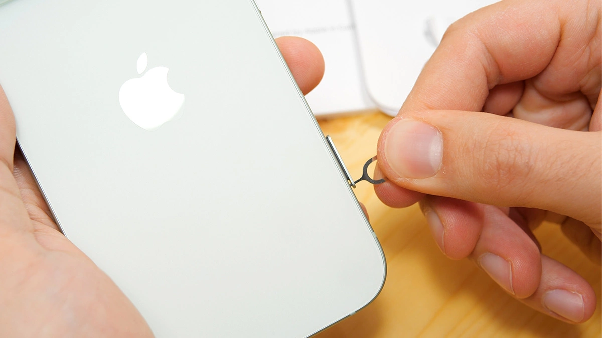 iPhone bez fizycznego SIM w Europie