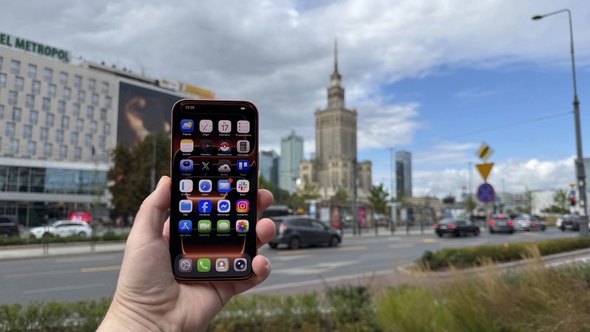 iphone 17 pro max cover 0002