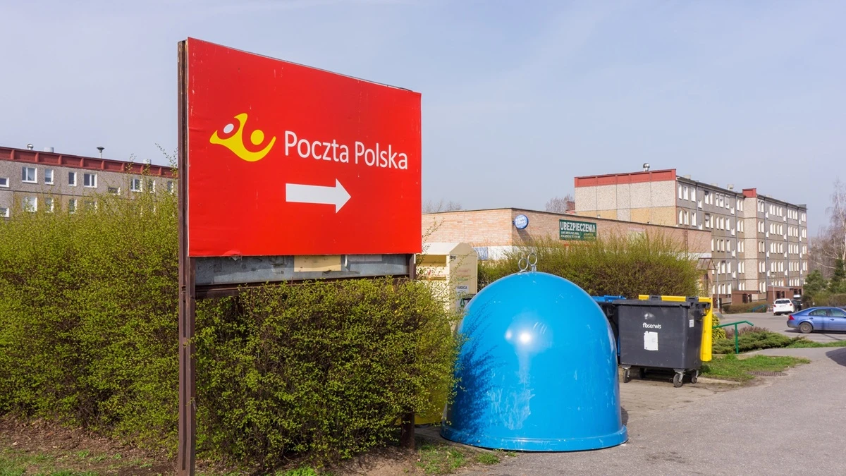 Poczta Polska nie idzie za modą. Będzie bronić gotówki jak niepodległości