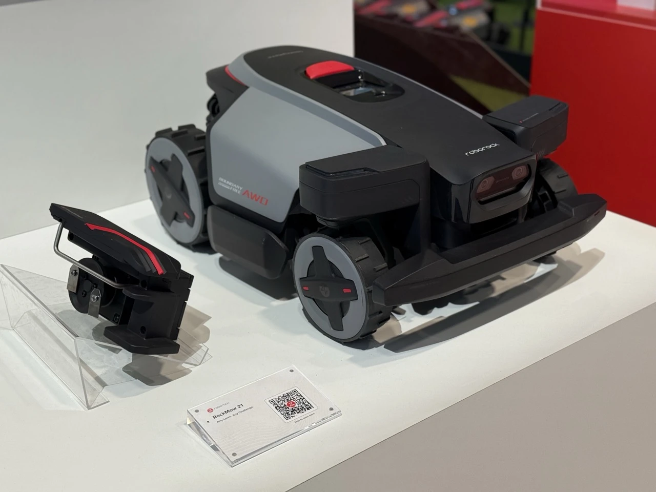 https://cdn-sw.spidersweb.pl/2025/09/roborock-rockmow-z1-00.jpeg