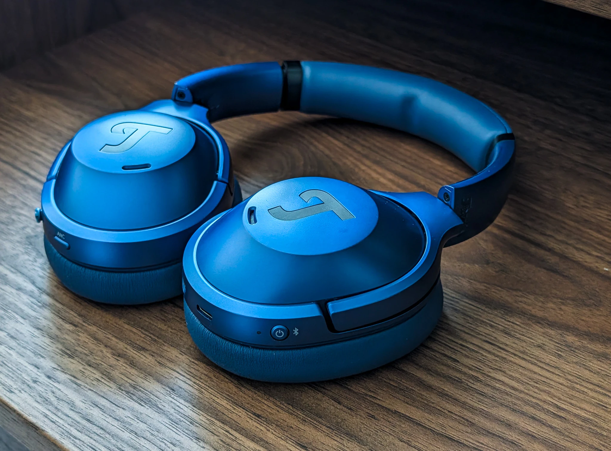 Pół roku korzystałem z Teufel Real Blue NC 3. Powiem jedno: słuchawki absolutne