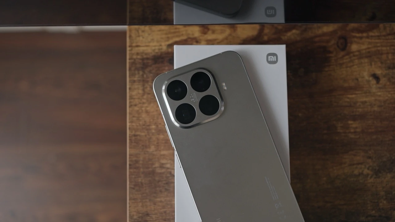 https://cdn-sw.spidersweb.pl/2025/09/xiaomi-15t-pro-09.jpeg