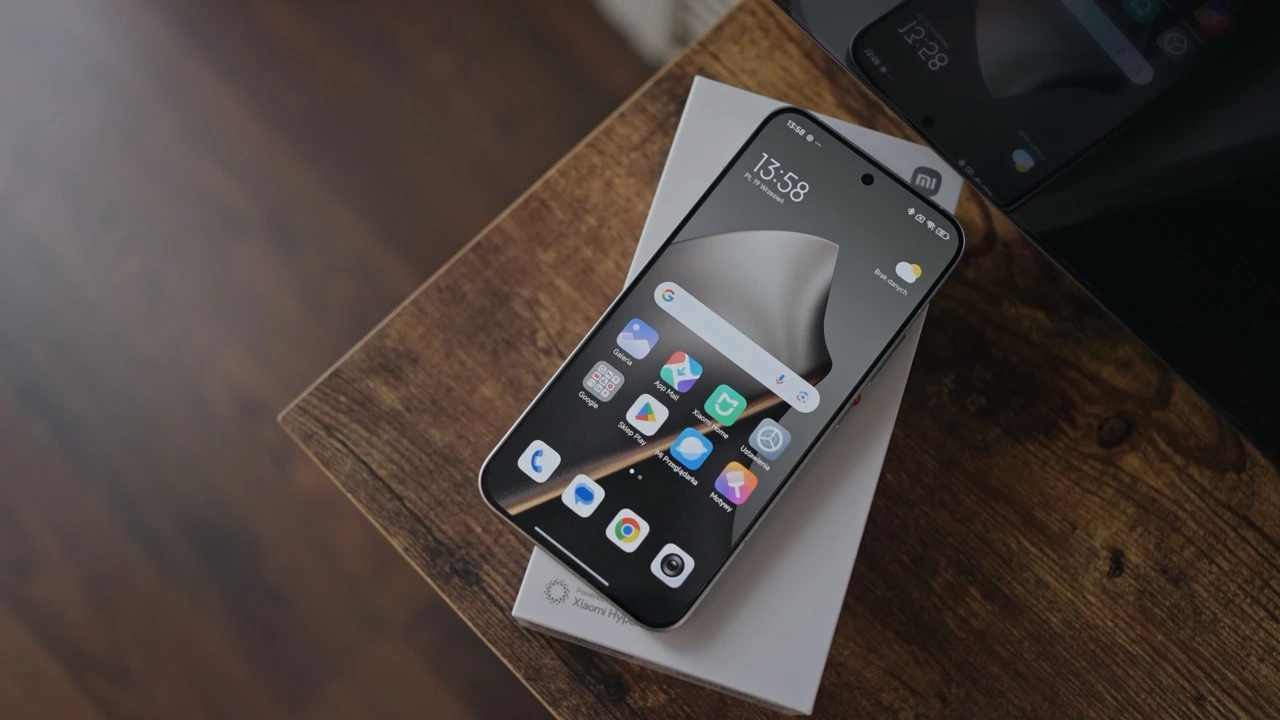 https://cdn-sw.spidersweb.pl/2025/09/xiaomi-15t-pro-12.jpeg