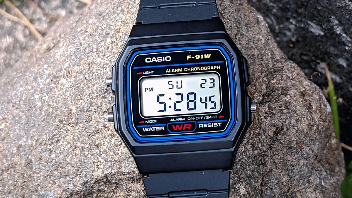 Nowa płyta główna dla starego zegara Casio