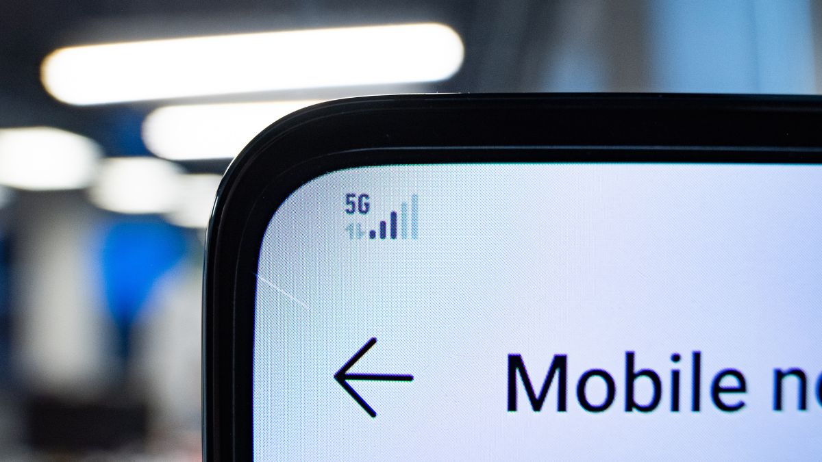 Ikonka 5G na telefonie nie oznacza, iż masz 5G. telefon cię okłamuje