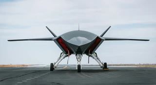 Amerykanie proponują nam samolot, który nigdy nie przegrał walki. I dokładają latające roboty