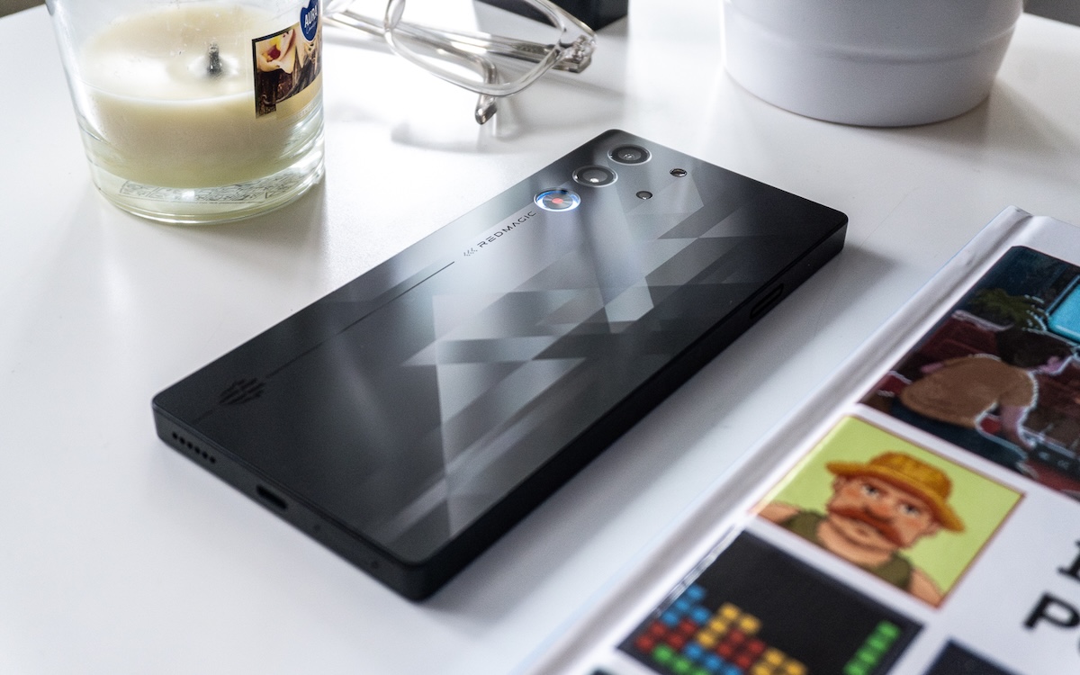 Test REDMAGIC 10 Pro – ma wentylator, triggery i gigabaterię. telefon czy konsola?