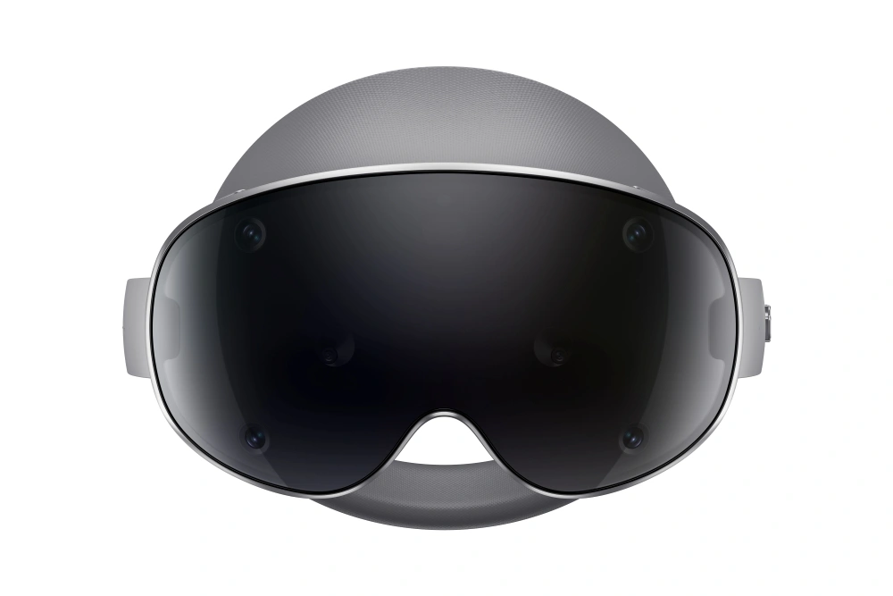 https://cdn-sw.spidersweb.pl/2025/10/Samsung-Mobile-Galaxy-XR-Multimodal-AI-Android-XR-Opening-New-Worlds_main5.jpg