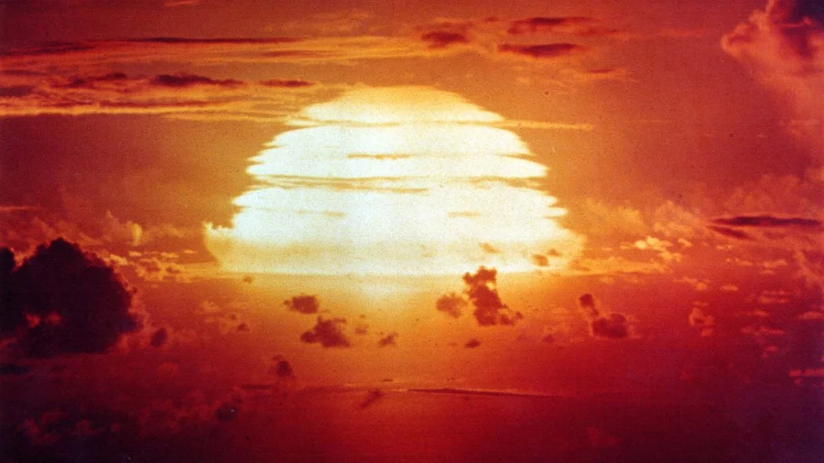 Broń jądrowa znów będzie testowana przez Amerykanów. Poinformował o tym osobiście prezydent USA Donald Trump.