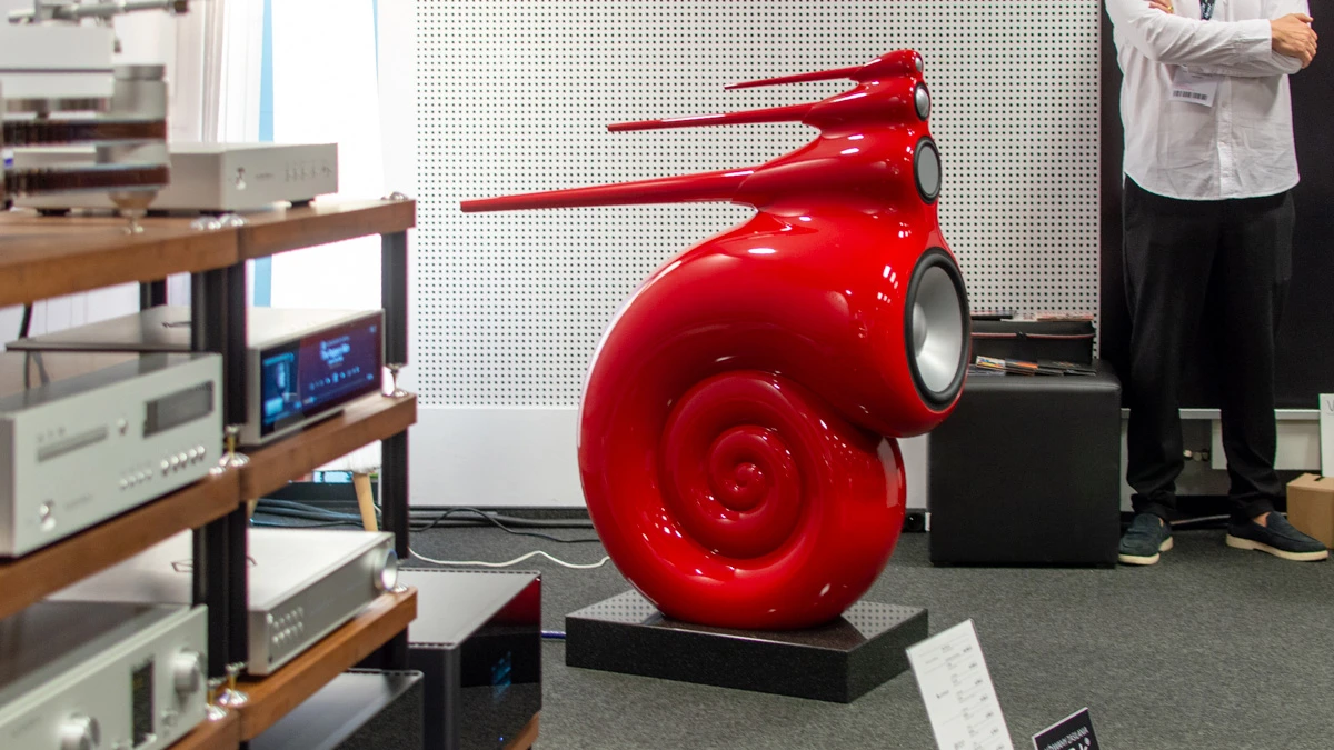 Bowers & Wilkins Nautilus
