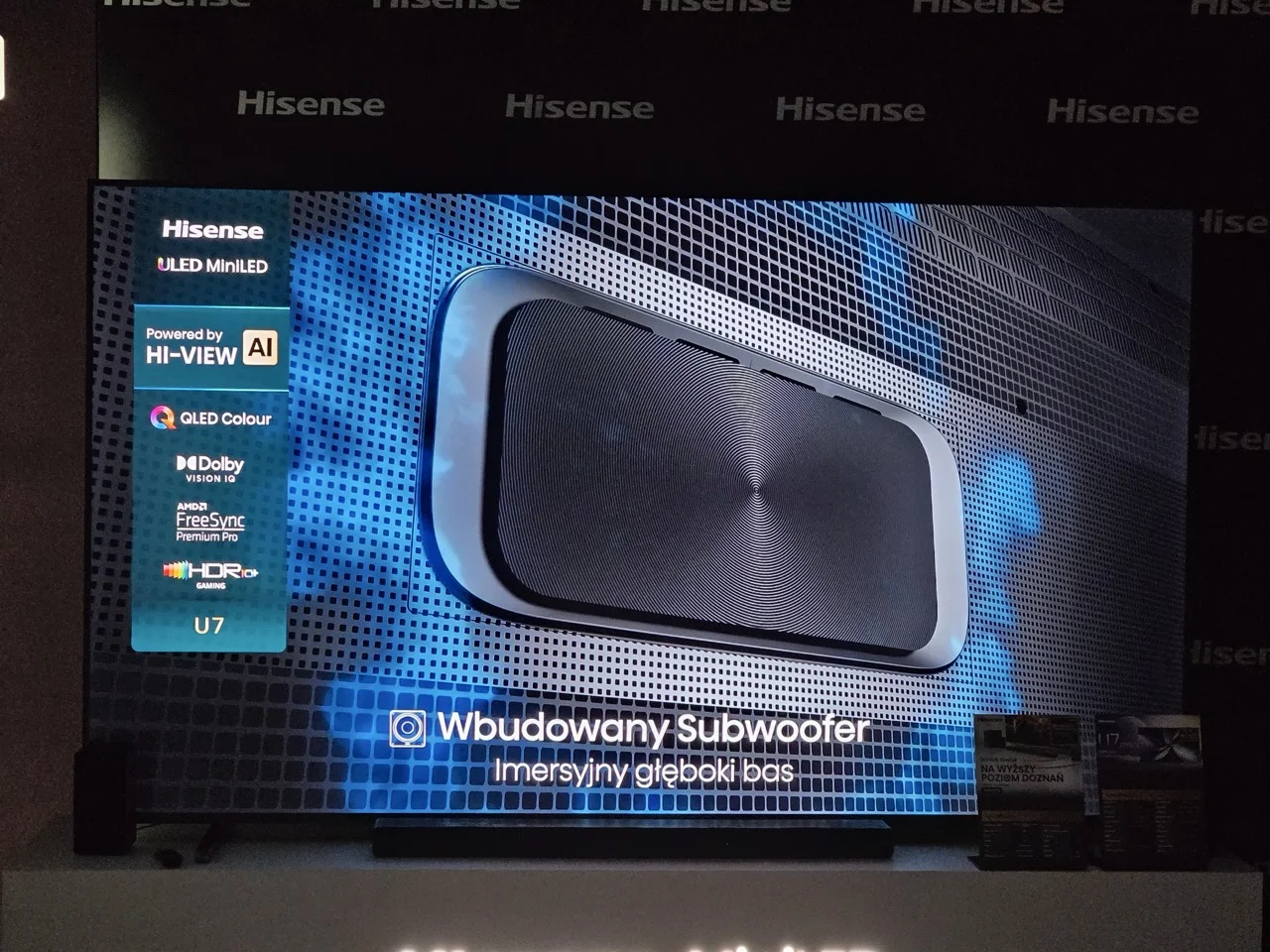 Hisense U7