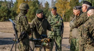 Holandia pomoże Polsce z Apaczami