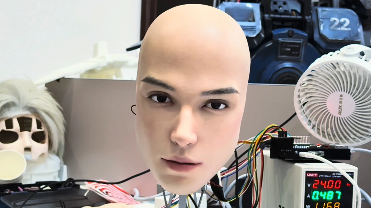 Robotyczna głowa Origin M1 od AheadForms jest przerażająco ludzka