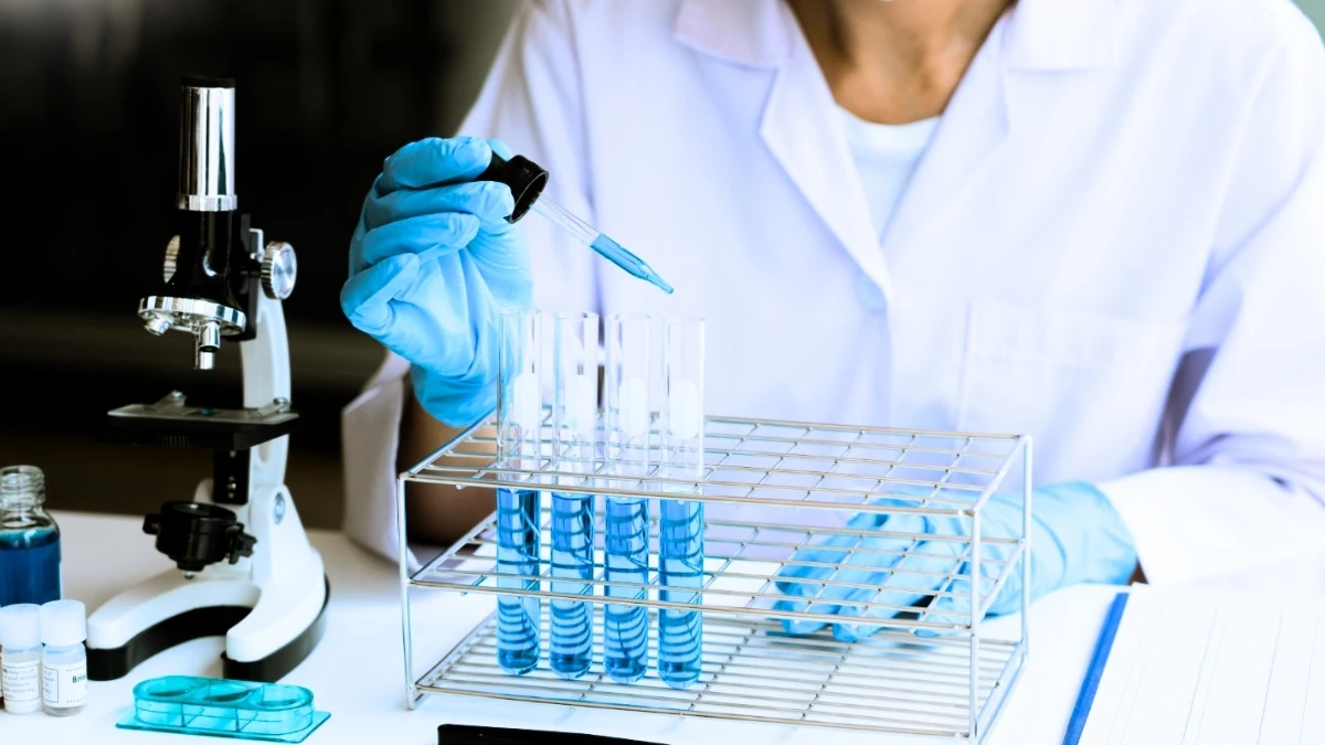 Przewrót w chemii. Inni potrzebowali tygodni, Polakom wystarczą godziny