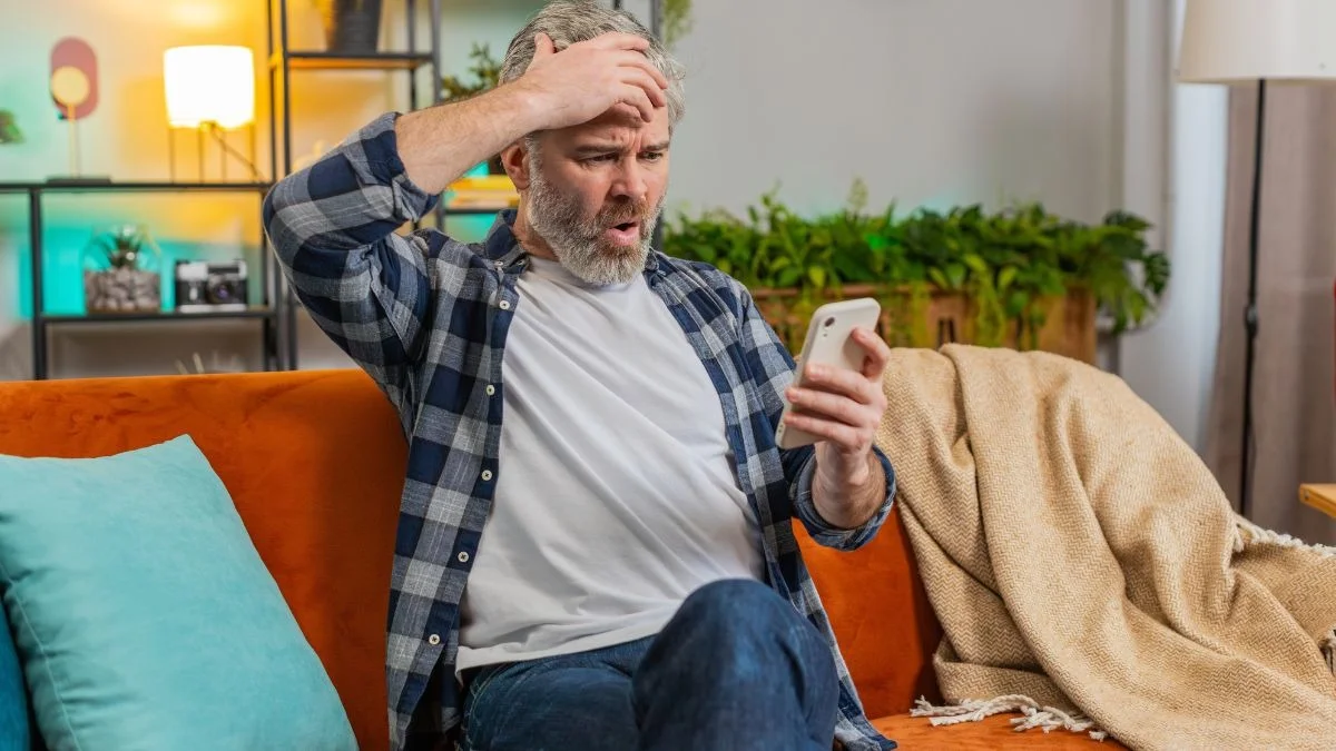 Kupujesz smartfon, a tam reklamy w systemie. Tego jeszcze nie grali