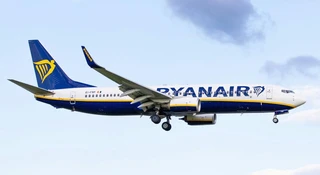 Ryanair definitywnie kończy z papierem. Lepiej naładuj telefon