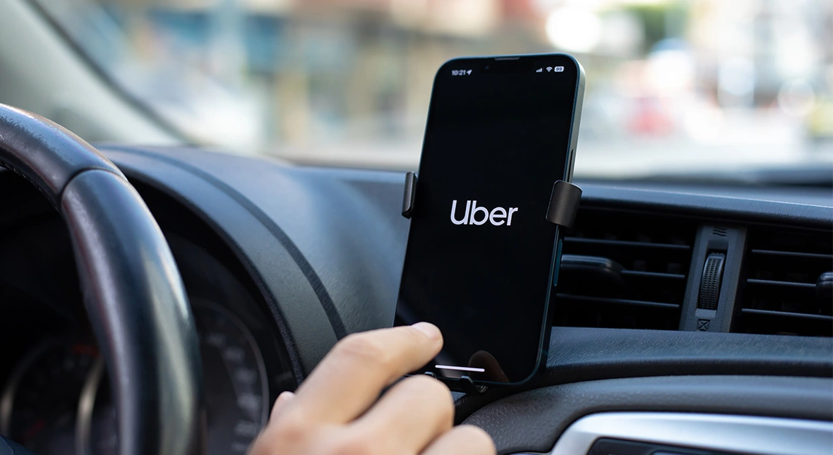 Uber płaci kierowcom za karmienie algorytmów