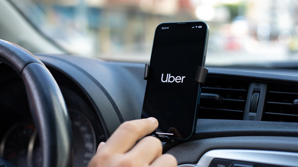 Uber płaci kierowcom za karmienie algorytmów