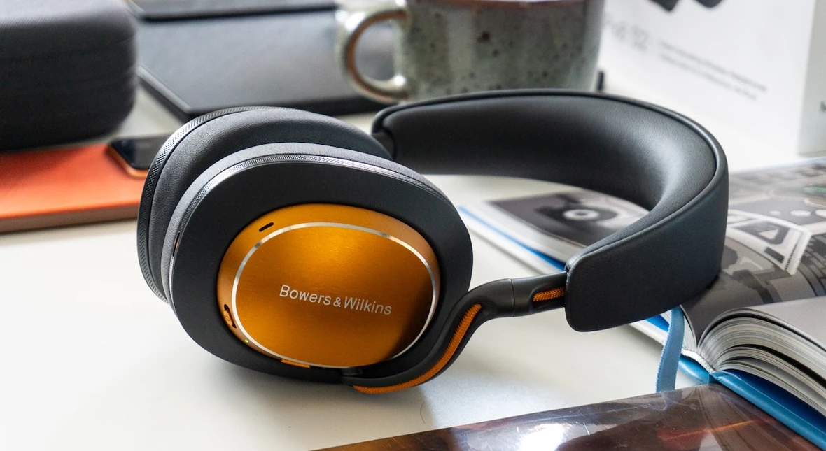 Bowers & Wilkins Px8 S2 McLaren Edition – test. Nie trzeba logo, papaya mówi za siebie