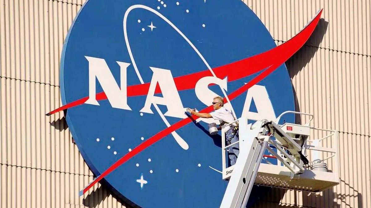 Kometa 3I/ATLAS zaniepokoiła Kim Kardashian. Szef NASA ją wyjaśnił