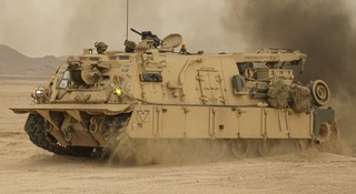 Polskie Abramsy dostaną anioła stróża. Nowa bestia wyciągnie czołg z każdego piekła