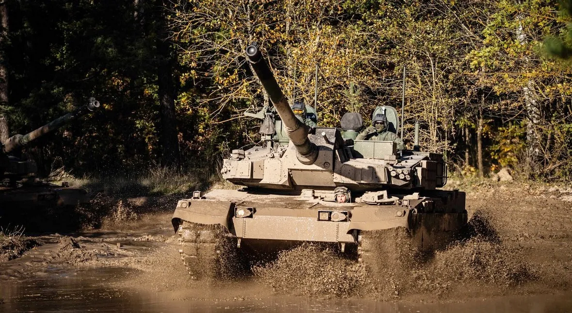 Image for Polska buduje czołgom niewidzialną tarczę. Ruski dron nie przeleci