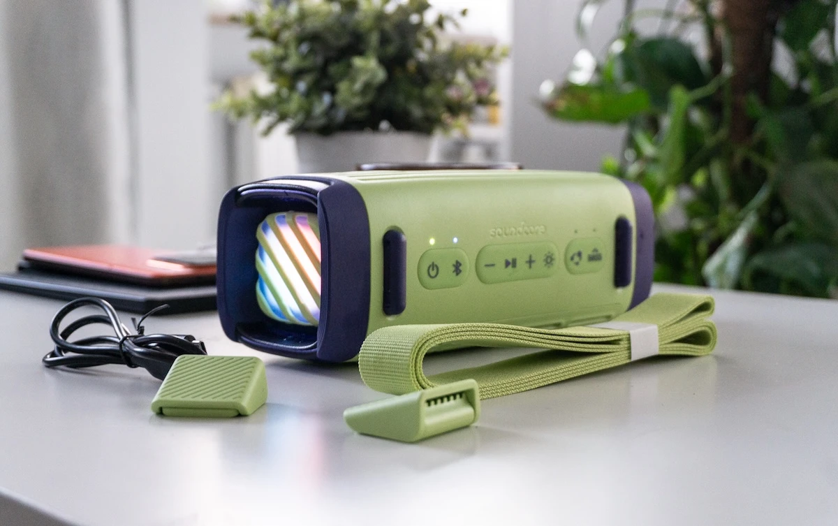 Soundcore Boom 3i - recenzja. W wodzie nie robi boom, ale pływa