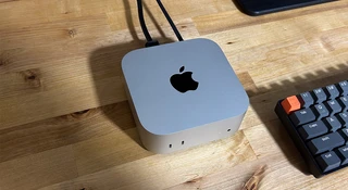 Apple umożliwia łączenie kilku Maców w jedną maszynę dla AI