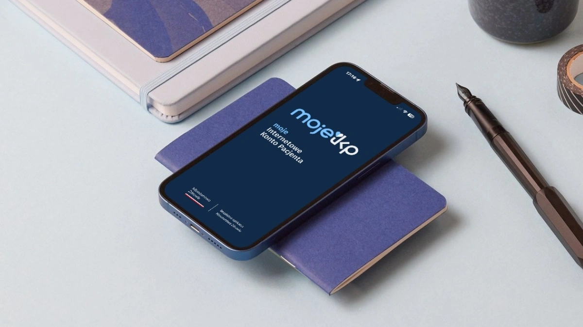 Rewolucja w NFZ. AI zadzwoni do seniora