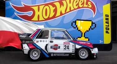 Polski Fiat 126p nowym Hot Wheelsem. Zmiażdżył konkurencję