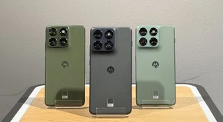 Motorola Edge 70 oficjalnie. W zestawie dorzucają pół sklepu