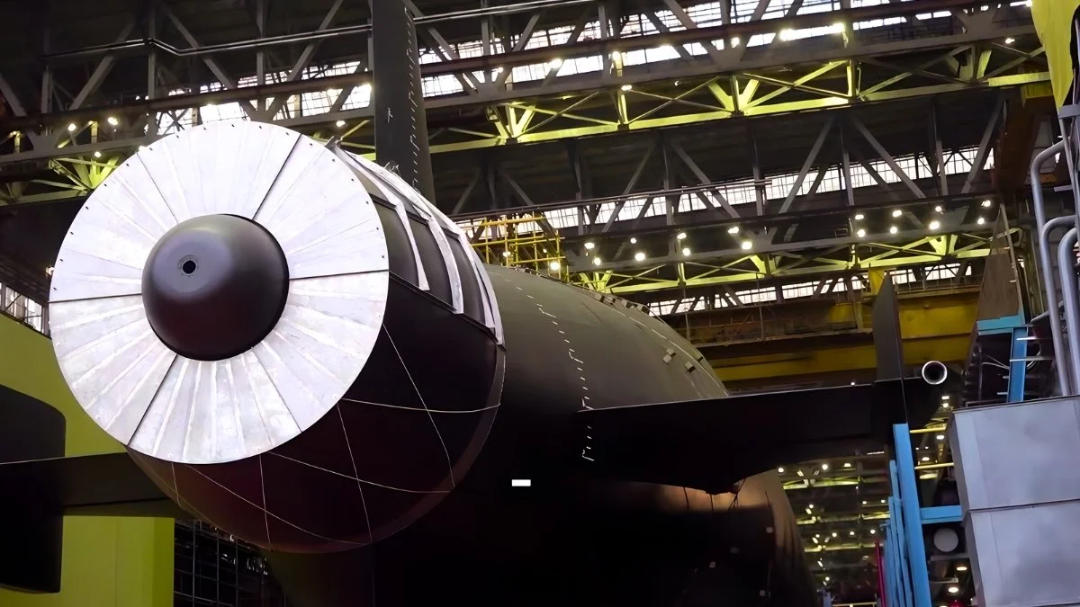 Rosyjski okręt z dronami nuklearnymi