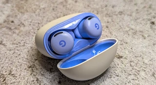 Drogie słuchawki się boją. Google Pixel Buds 2a mają coś mocnego