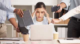 W Polsce są złe warunki pracy? Twórca ChataGPT mówi "potrzymaj mi piwo"