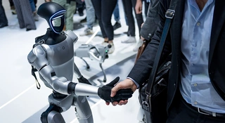 X-Kom wprowadza do sprzedaży roboty