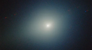 Kometa 3I/Atlas wynurzyła się zza Słońca i zaskoczyła astronomów. Najnowsze zdjęcia z Obserwatorium Gemini North pokazują, że kosmiczny podróżnik zmienił barwę.