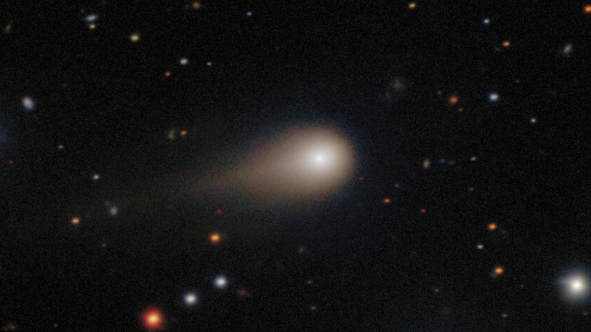 Kometa 3I/Atlas ma ogon dłuższy niż dystans do Księżyca. „To może być silnik”