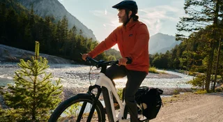 Trekking w wersji 2.0. Czy nowy Giant Explore E+ to faktycznie król długich dystansów?