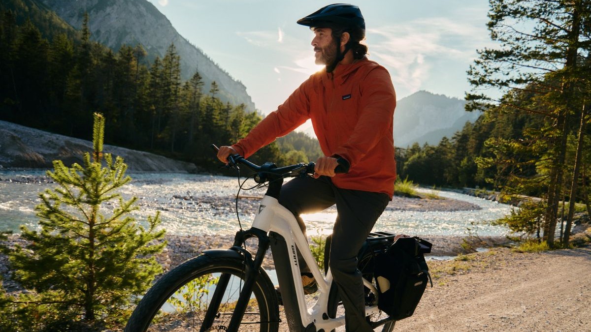 Trekking w wersji 2.0. Czy nowy Giant Explore E+ to faktycznie król długich dystansów?