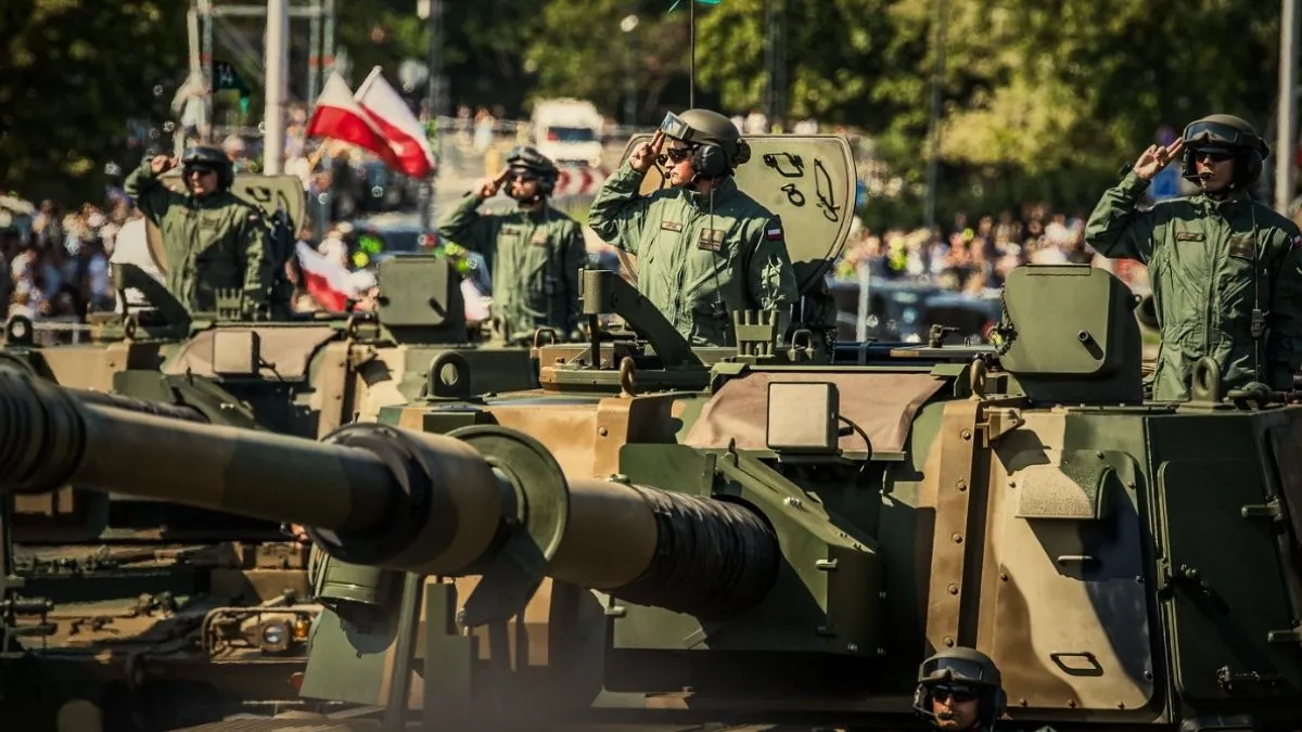 Magazyny pełne granatów. Nowy tajemniczy kontrakt armii