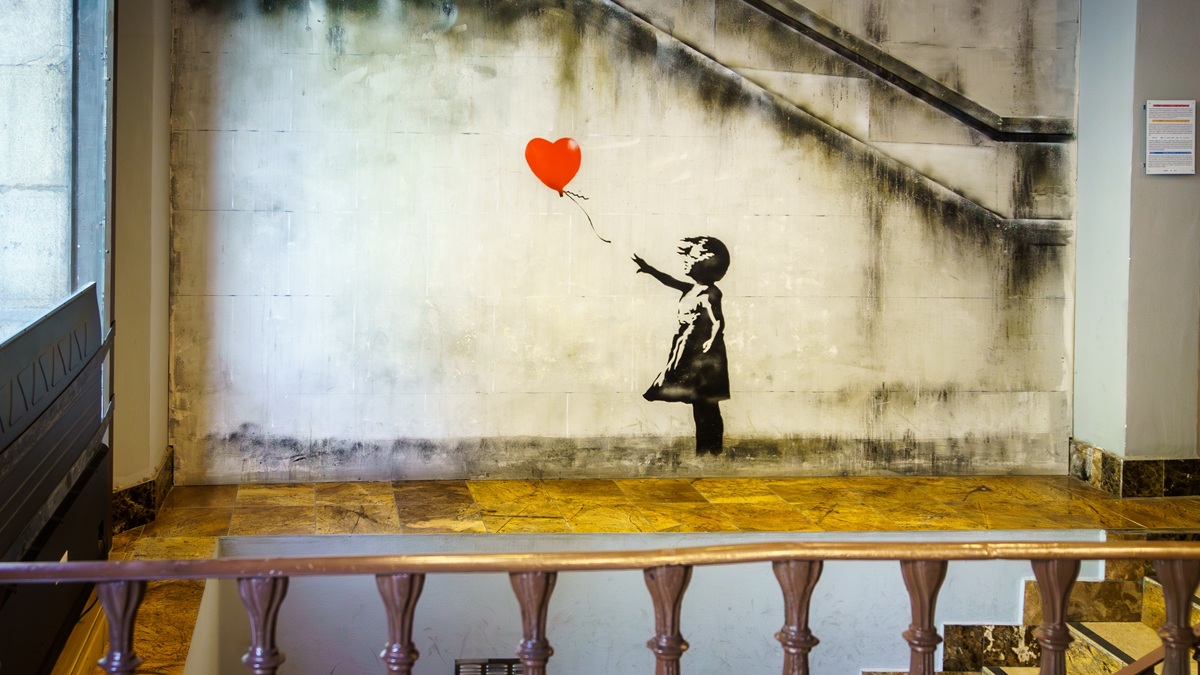 Banksy pokazał ludzką obojętność. Nowe dzieło ma zaboleć