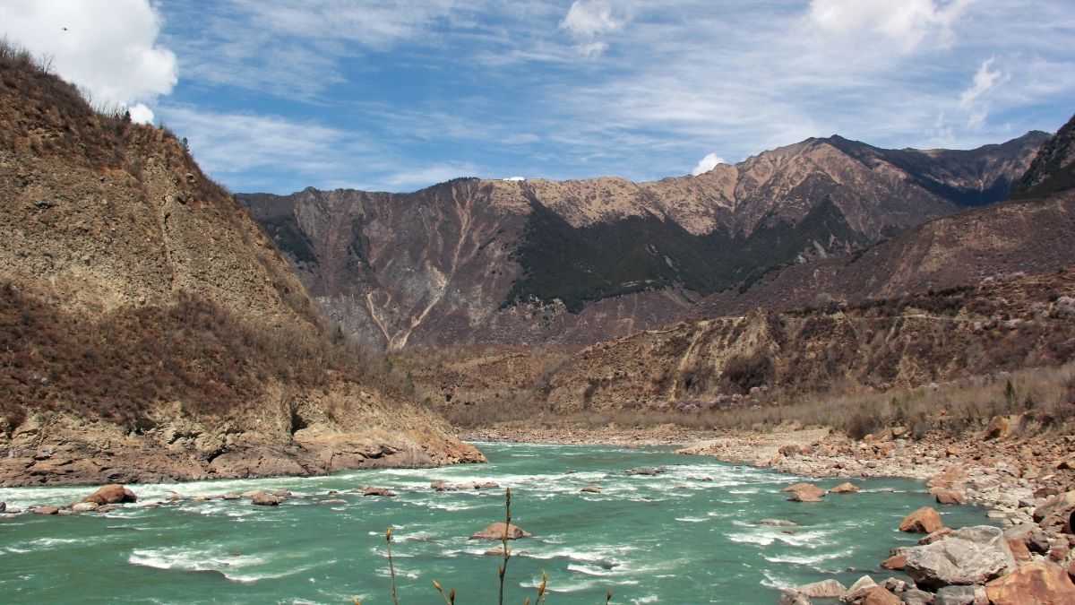 Chiny wiercą w Himalajach. „To przepis na kataklizm”