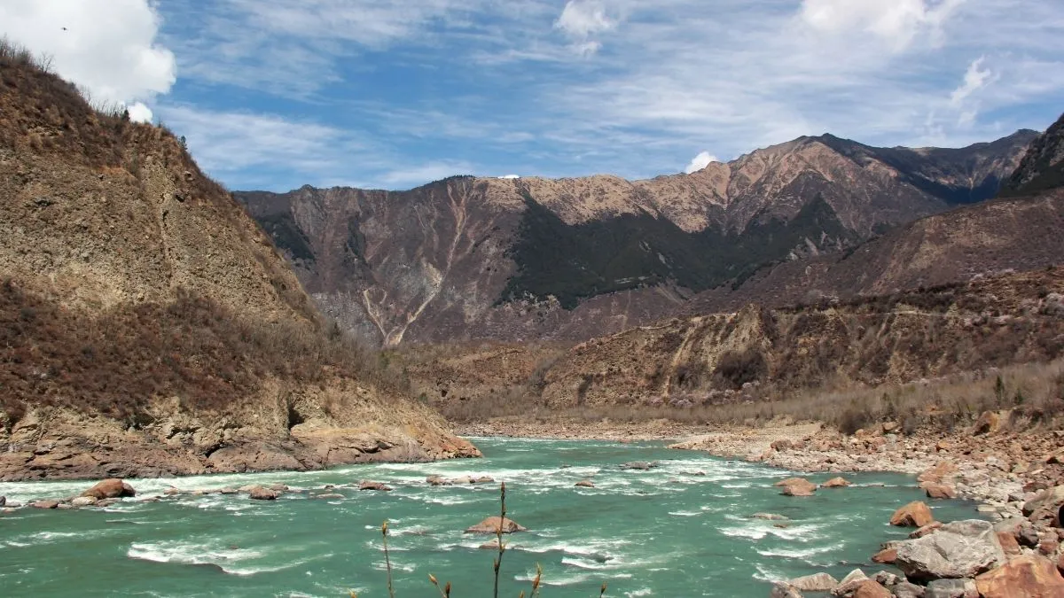 Rzeka życia czy bomba wodna? Himalaje na krawędzi