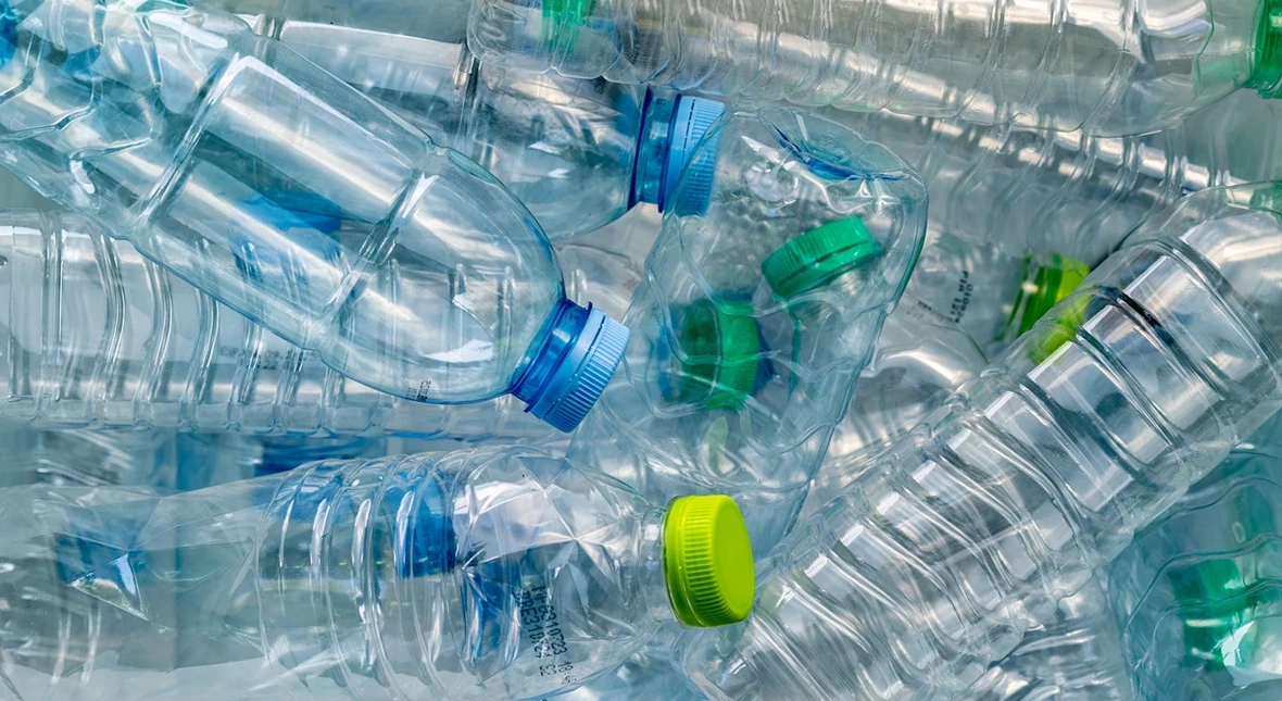 Image for Wiemy, ile butelek zwrócono w polskim systemie kaucyjnym. Żenada