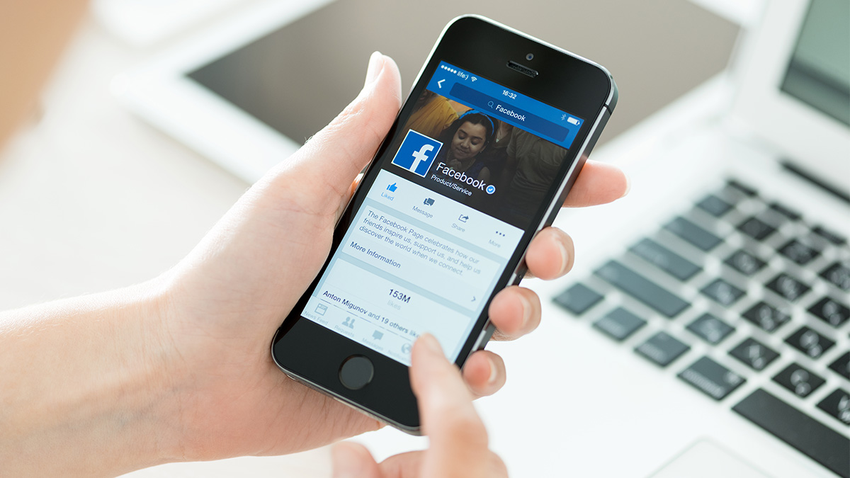 Zuckerbergu, obiecywałeś Facebooka "jak kiedyś". Chyba robisz sobie jaja