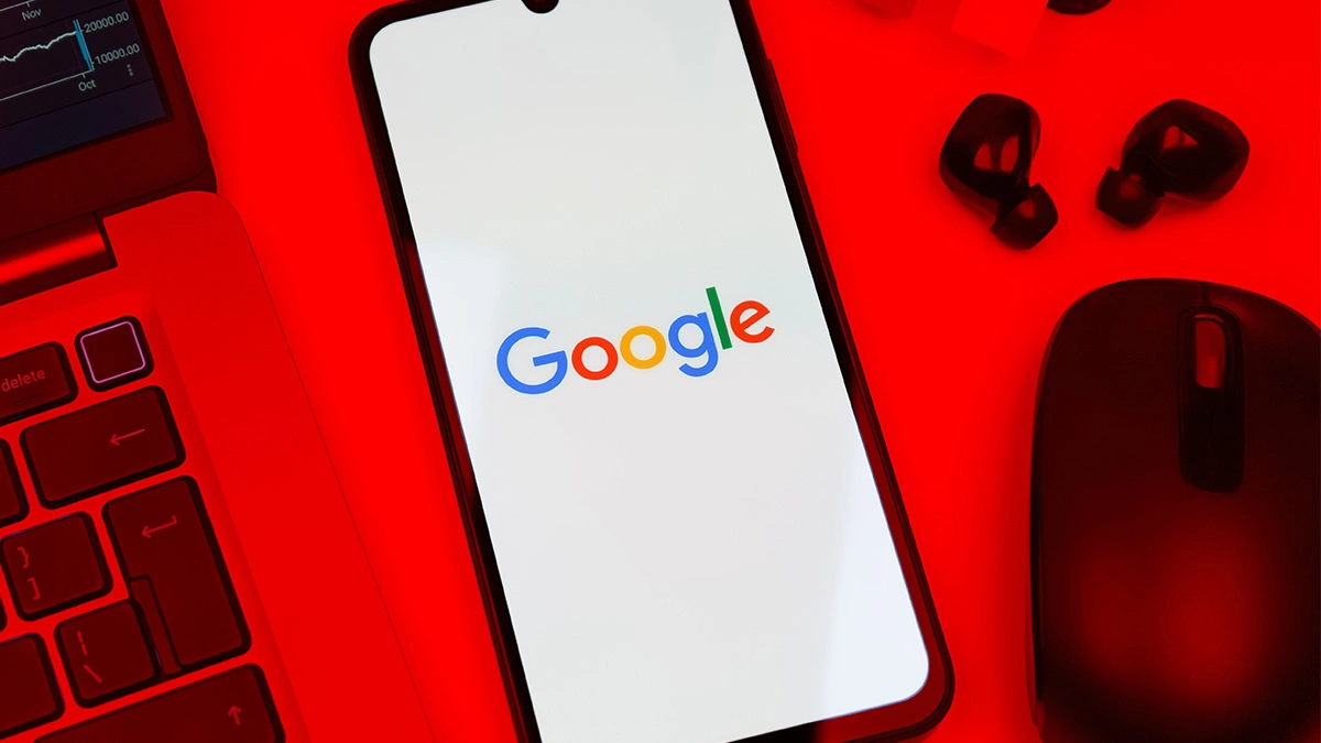 Google kończy z usługą dark web report