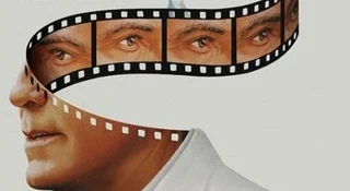 Gwiazdor urwał się z choinki i płacze. "Jay Kelly" przypomina, jak ważni są bliscy